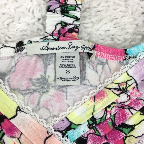 American Rag Small Floral Top - Picture 4 of 8